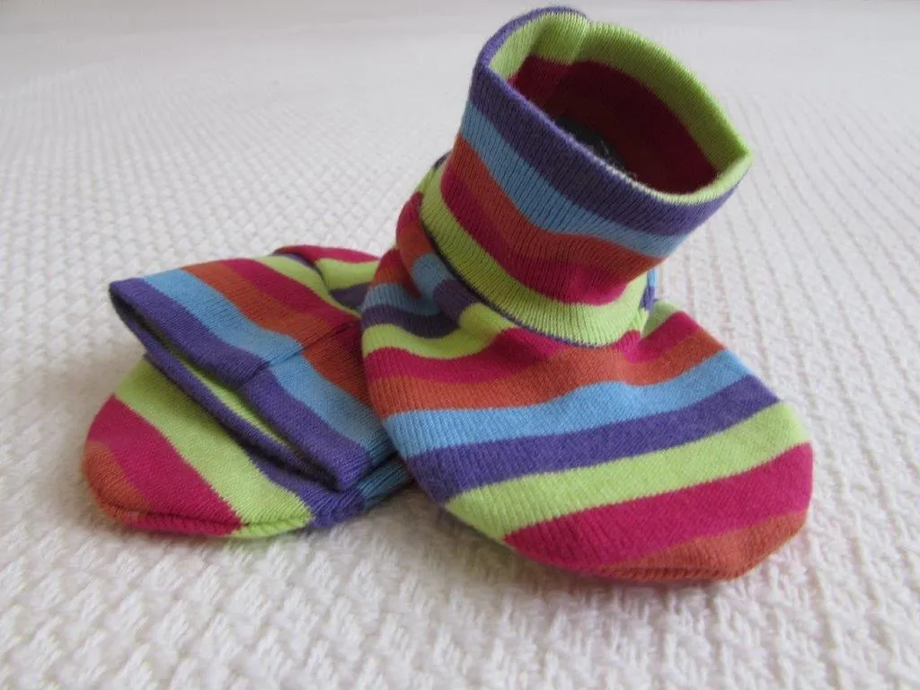 Baby Mittens   - Stripe