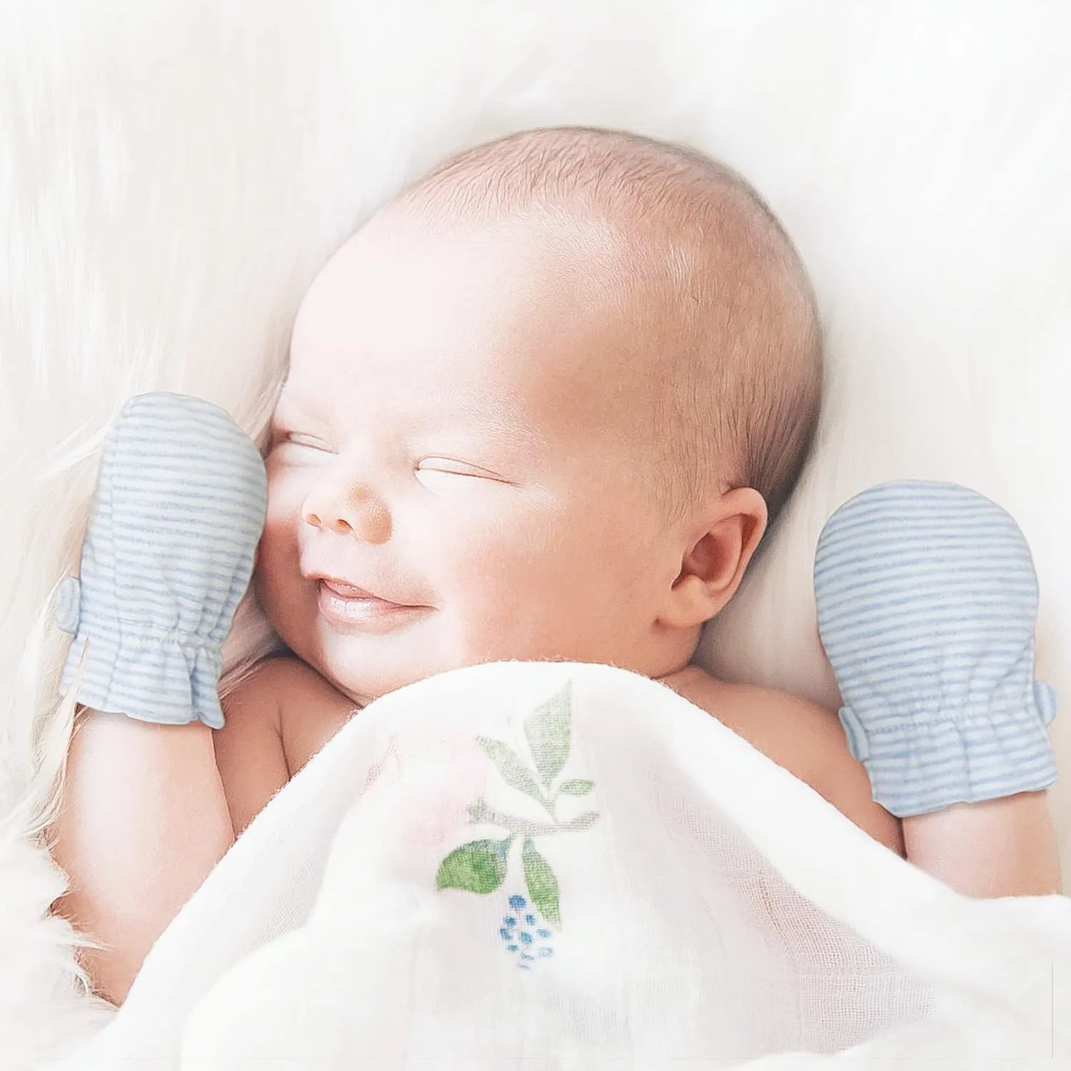 Newborn Baby No Scratch Mittens Stay On, 100% Cotton Breathable, Adjustable Infant Gloves for Baby Boys Girls Mittens