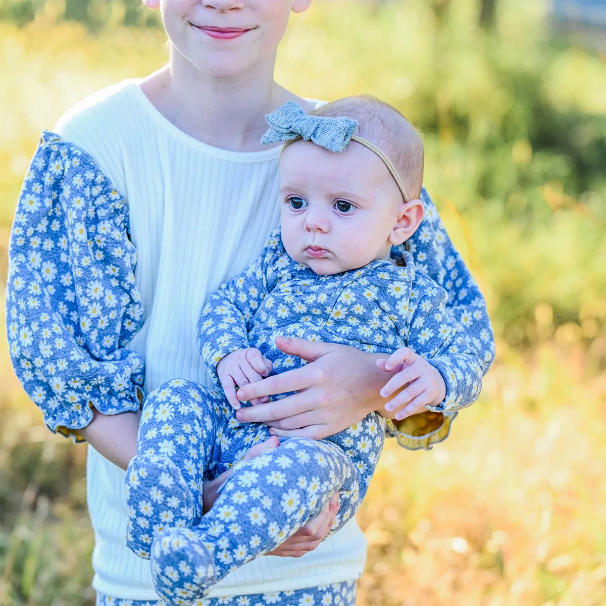 oh baby! Double Knit Zipper Footie - Pucker Mini Daisy - Heather Gray